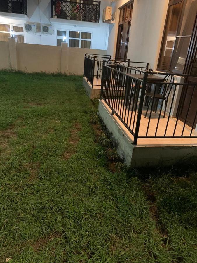 Гостевой Дом Azname Apartamento Lidzava Exterior foto