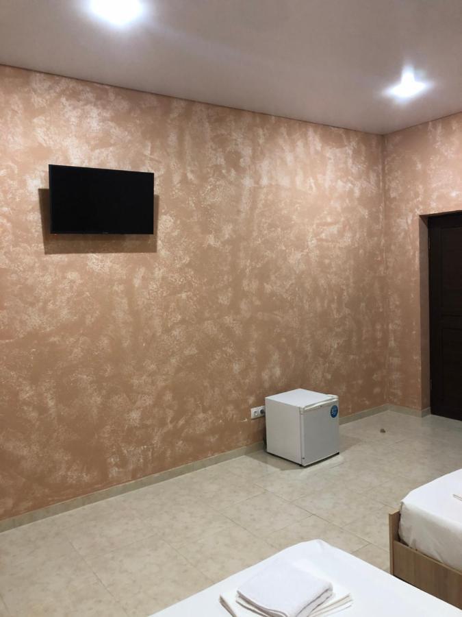 Гостевой Дом Azname Apartamento Lidzava Exterior foto